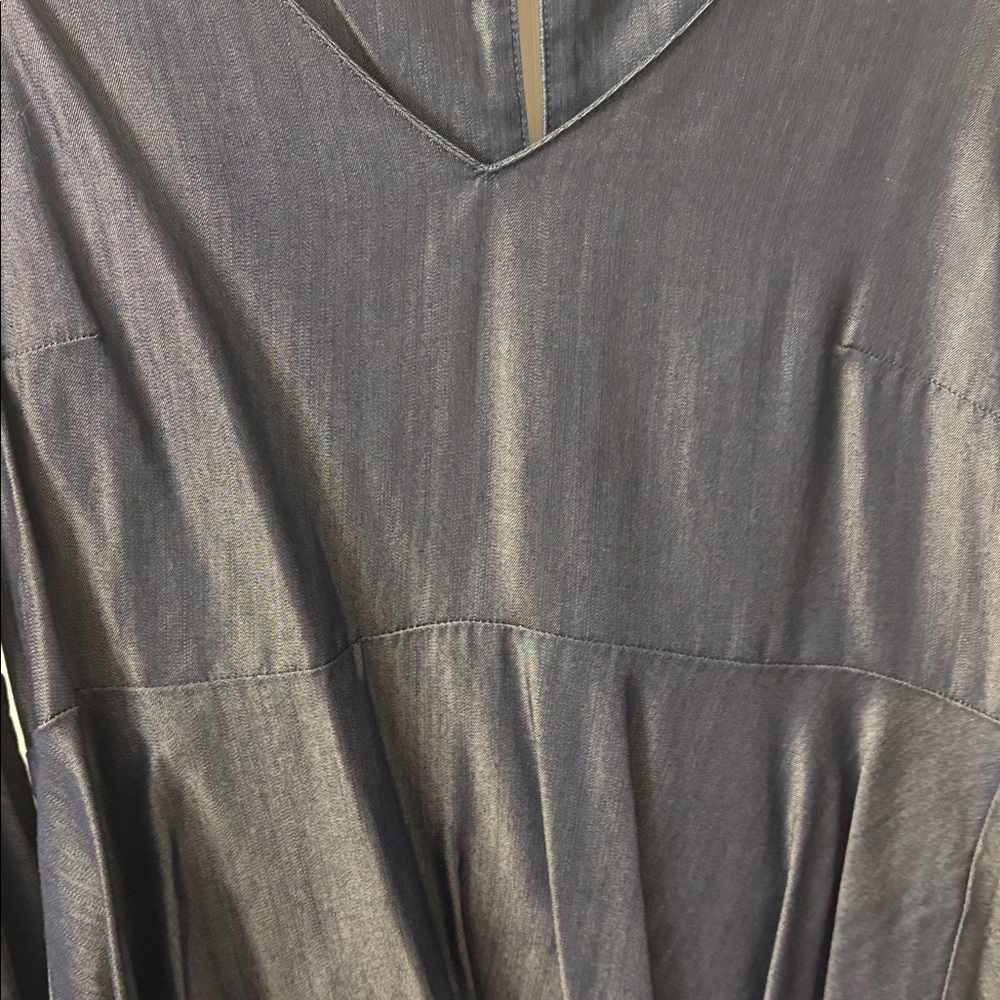 White House Black Market Denim like Navy Blouse 4 - Picture 5 of 7
